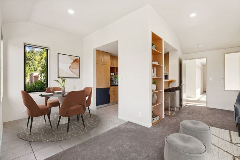 Photo of property in 13 Goldleaf Hill, Queenstown, 9300