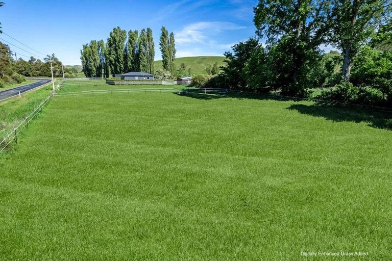 Photo of property in 2080 Elsthorpe Road, Elsthorpe, Havelock North, 4295