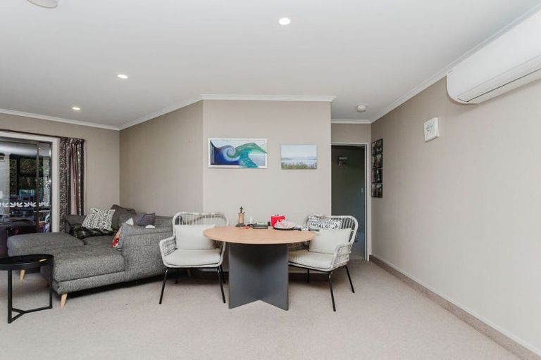 Photo of property in 10 Victoria Avenue, Dannevirke, 4930