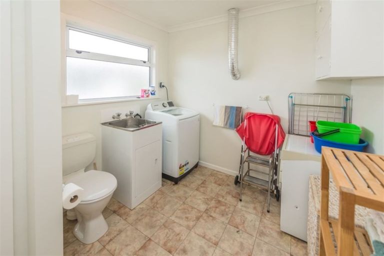 Photo of property in 71 Oxford Road, Springvale, Whanganui, 4501