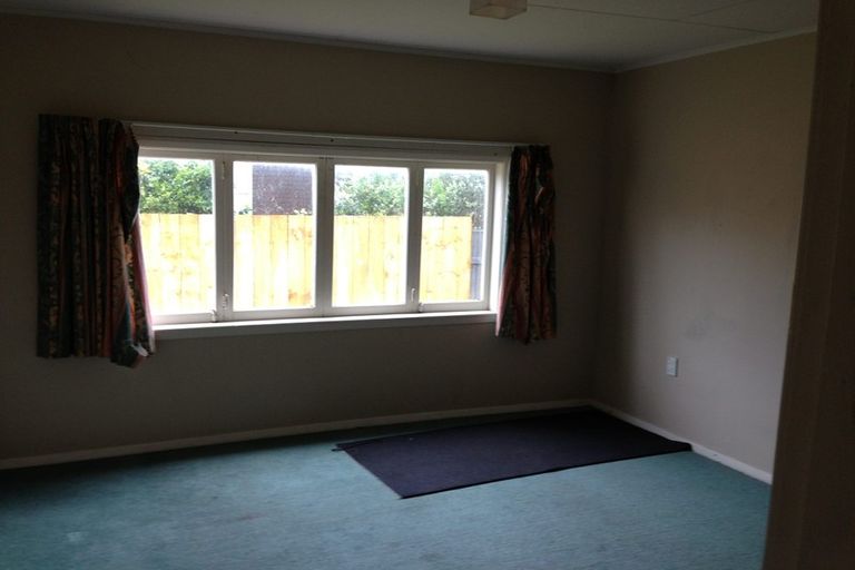 Photo of property in 9-11 Keeling Street, West End, Palmerston North, 4412