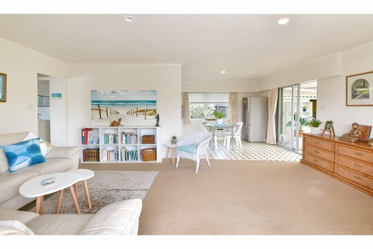 Photo of property in 3/29 Pine Road, Orewa, 0931