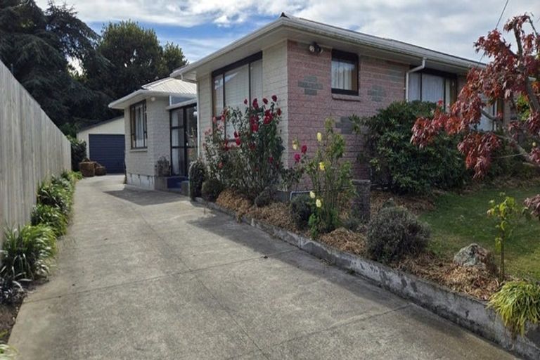 Photo of property in 20 Gladson Avenue, Sockburn, Christchurch, 8042
