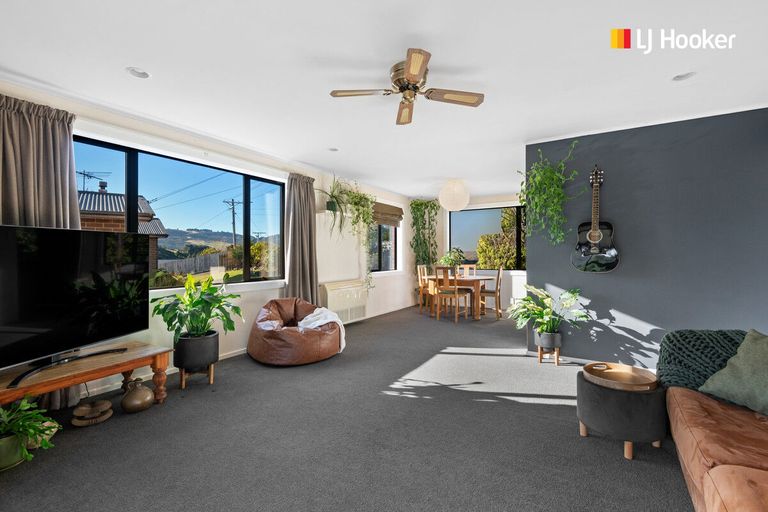 Photo of property in 3 Martin Road, Fairfield, Dunedin, 9018