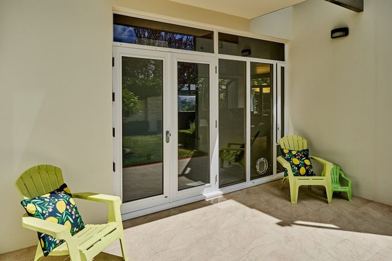 Photo of property in 5 Ngaio Street, Eastbourne, Lower Hutt, 5013