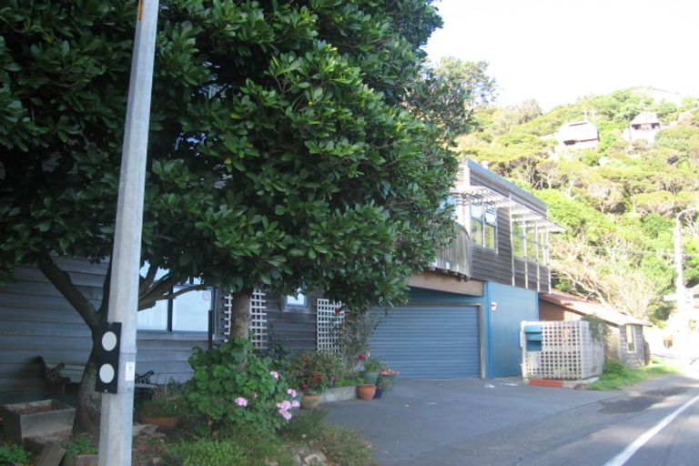 Photo of property in 445 Marine Dr Mahina Bay, Mahina Bay, Lower Hutt, 5013