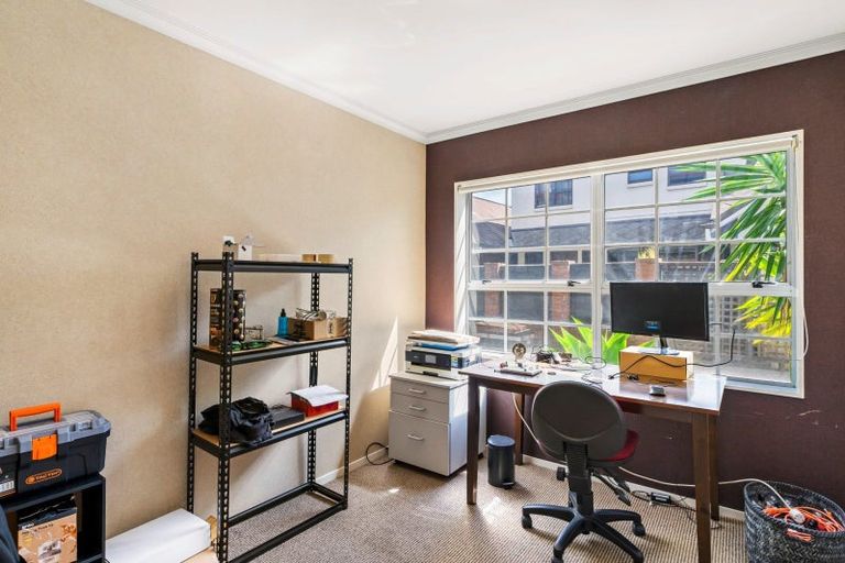 Photo of property in 23b Beach Road, Otumoetai, Tauranga, 3110