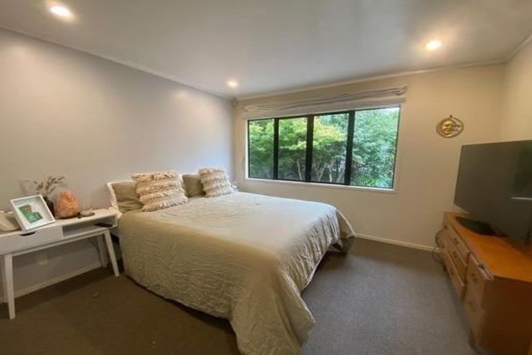 Photo of property in 28a Clovelly Road, Bucklands Beach, Auckland, 2012