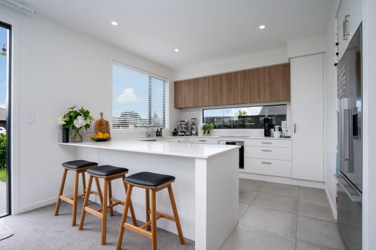 Photo of property in 10 Garland Lane, Leamington, Cambridge, 3432