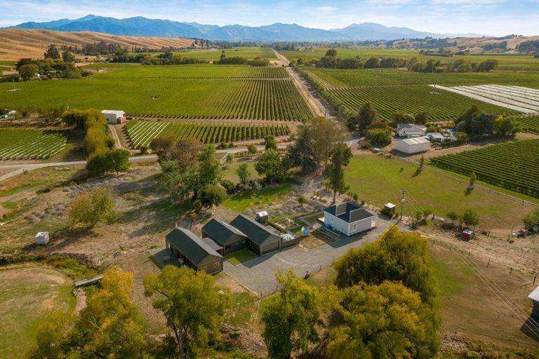 Photo of property in 632 Hawkesbury Road, Hawkesbury, Blenheim, 7272