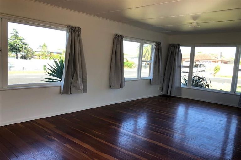 Photo of property in 2 Belgrave Place, Papakura, 2110
