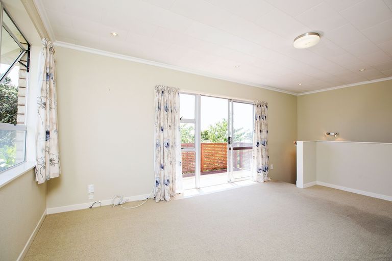 Photo of property in 36 Smeaton Road, Bell Block, New Plymouth, 4312