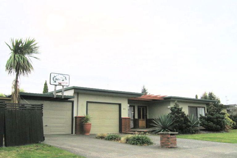 Photo of property in 31 Upham Crescent, Taradale, Napier, 4112