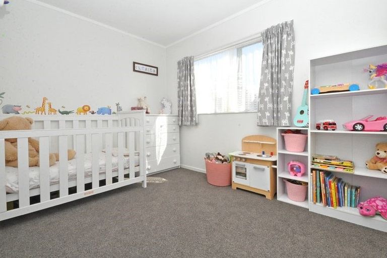 Photo of property in 151a Bruce Mclaren Road, Henderson, Auckland, 0612