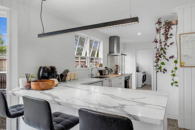 Photo of property in 40 Clifton Terrace, Fitzherbert, Palmerston North, 4410