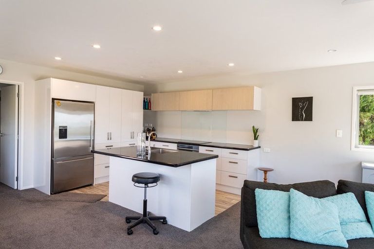 Photo of property in 108 Stratford Drive, Cable Bay, 0420