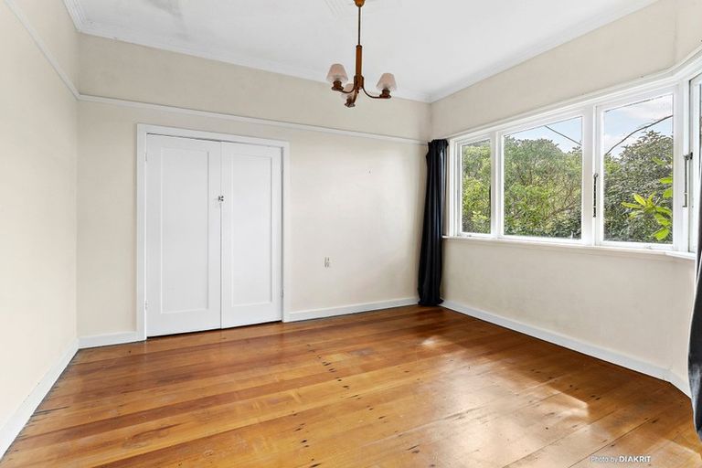 Photo of property in 94 Mortimer Terrace, Brooklyn, Wellington, 6021