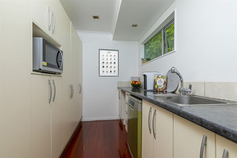 Photo of property in 1/40 Beulah Avenue, Rothesay Bay, Auckland, 0630