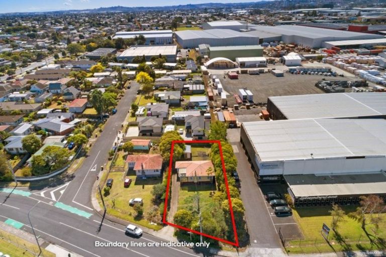 Photo of property in 16 Noel Burnside Road, Wiri, Auckland, 2025