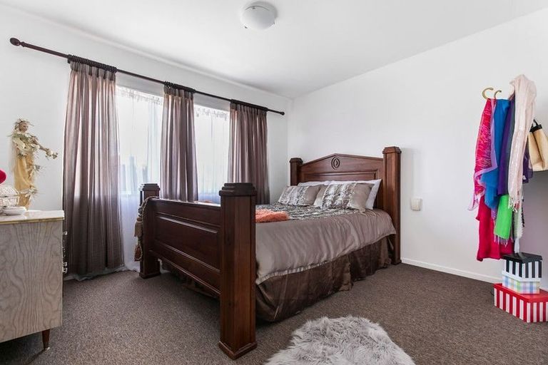 Photo of property in 1/527 Weymouth Road, Weymouth, Auckland, 2103