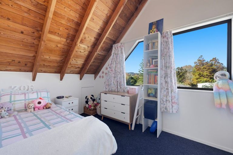 Photo of property in 125 Awaroa Road, Helensville, 0800