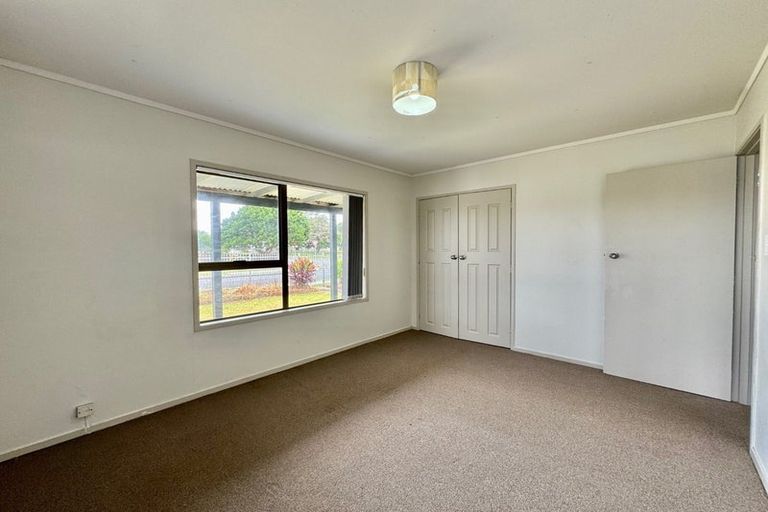 Photo of property in 81 John Walker Drive, Manurewa, Auckland, 2102