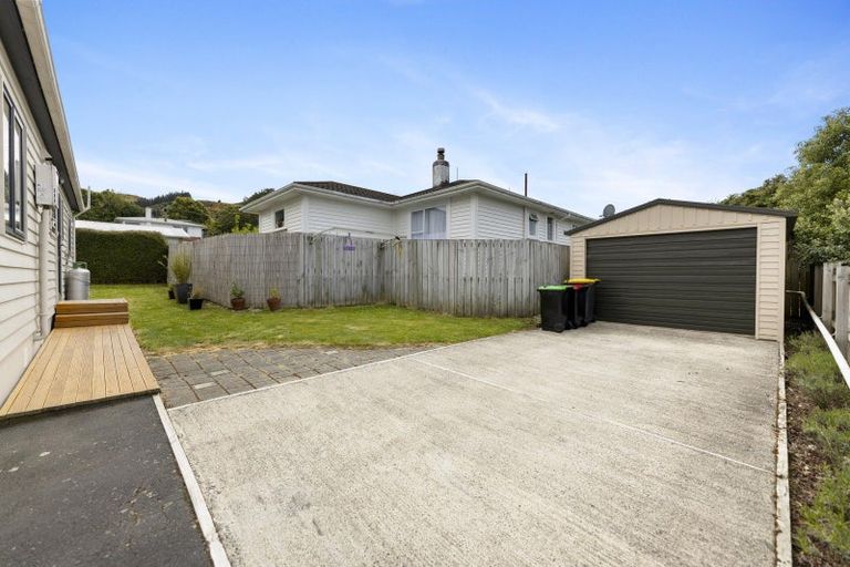 Photo of property in 56 Hall Road, Sawyers Bay, Port Chalmers, 9023