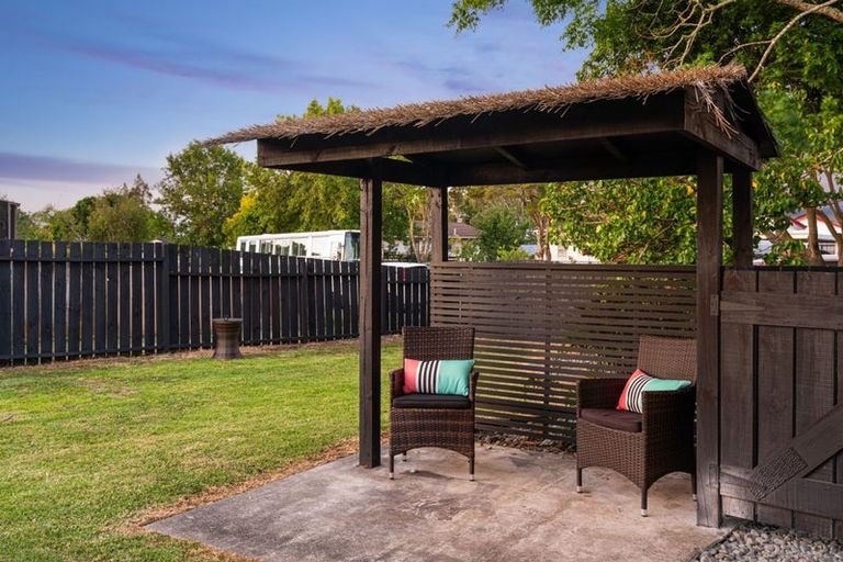 Photo of property in 4 Silverstone Place, Henderson, Auckland, 0612