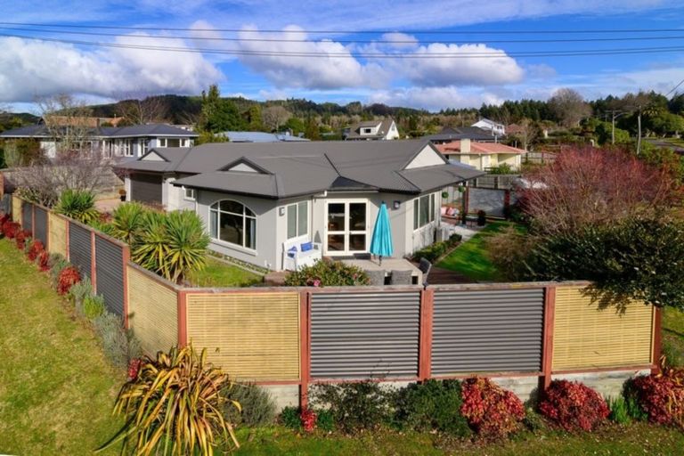 Photo of property in 43a Lynmore Avenue, Lynmore, Rotorua, 3010
