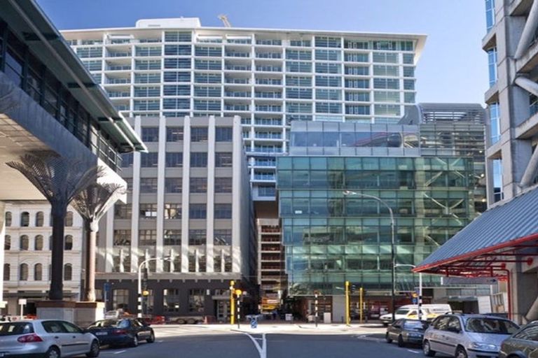 Photo of property in 9 Chews Lane, Wellington Central, Wellington, 6011