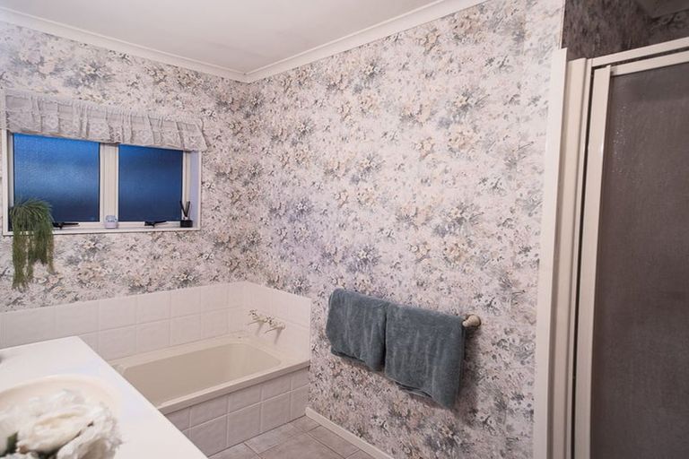 Photo of property in 37 Luculia Drive, Mount Maunganui, 3116