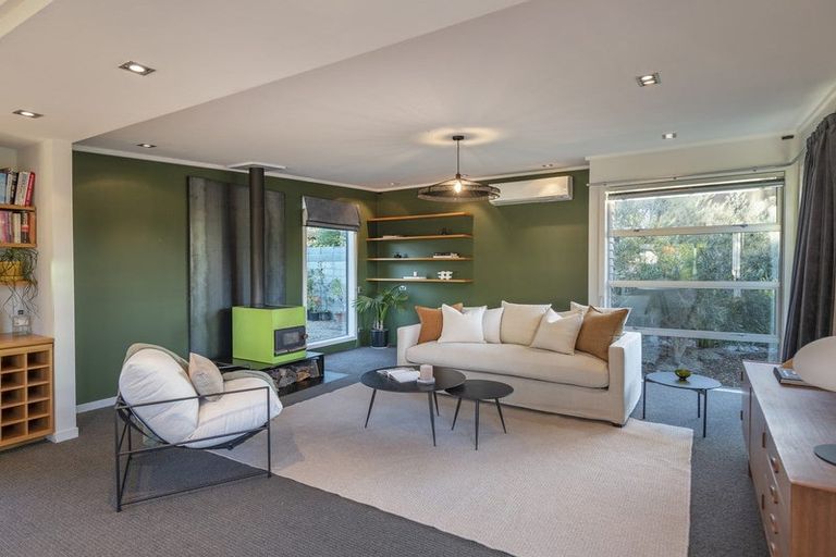 Photo of property in 10 Bridgewater Terrace, Albert Town, Wanaka, 9305
