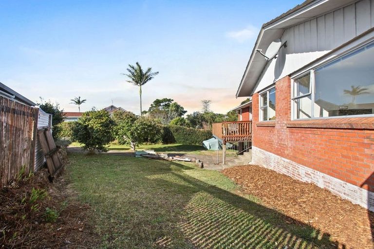Photo of property in 35b Vincent Street, Howick, Auckland, 2014
