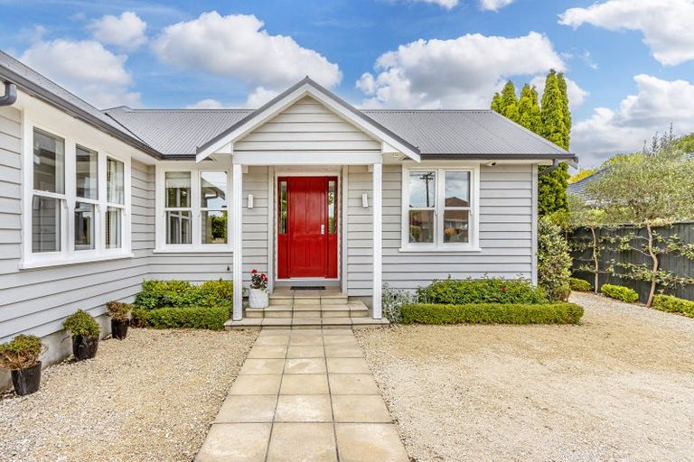 Photo of property in 107 Hamilton Avenue, Ilam, Christchurch, 8041