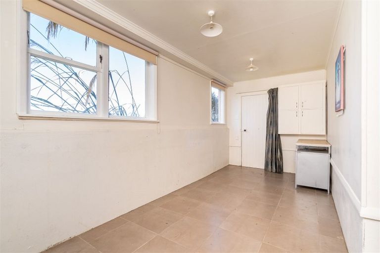 Photo of property in 27 Hanlon Street, Halfway Bush, Dunedin, 9010