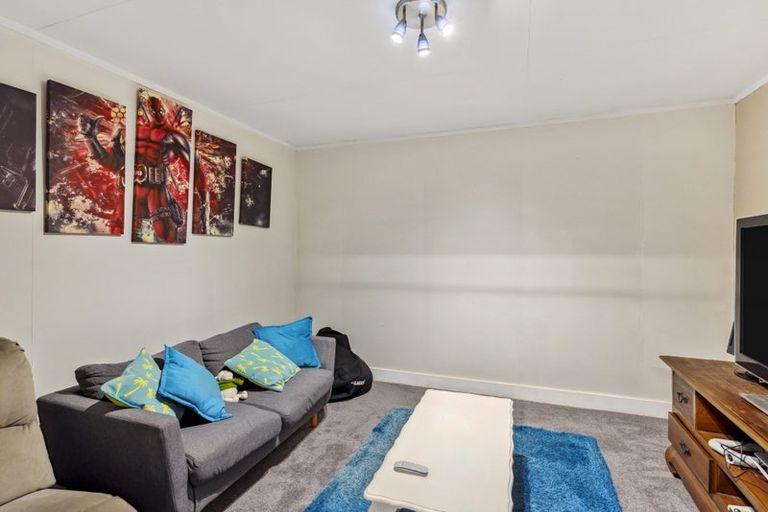 Photo of property in 7 Nuhaka Place, Paraparaumu Beach, Paraparaumu, 5032