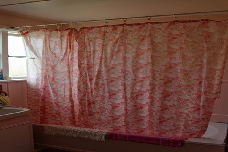 Photo of property in 121 Douglas Street, Highfield, Timaru, 7910