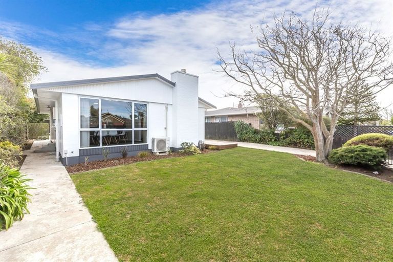 Photo of property in 109 Effingham Street, North New Brighton, Christchurch, 8083