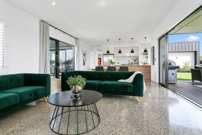 Photo of property in 3 Alan Livingston Drive, Cambridge, 3434