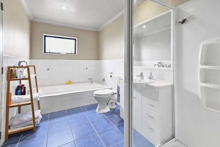 Photo of property in 12 Phoenicia Court, The Gardens, Auckland, 2105