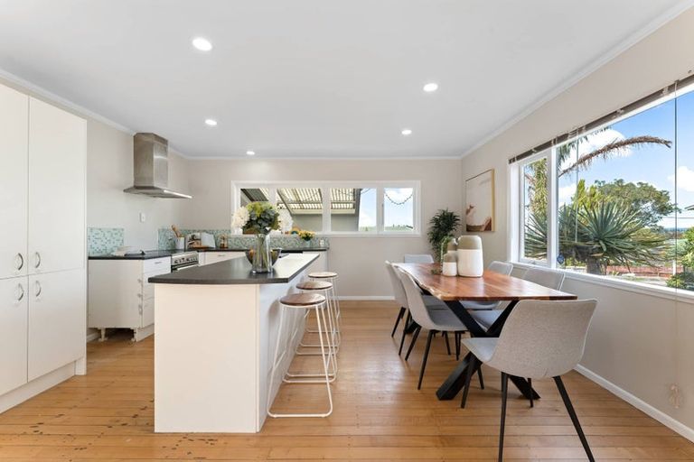 Photo of property in 1/15 Manuka Road, Bayview, Auckland, 0629