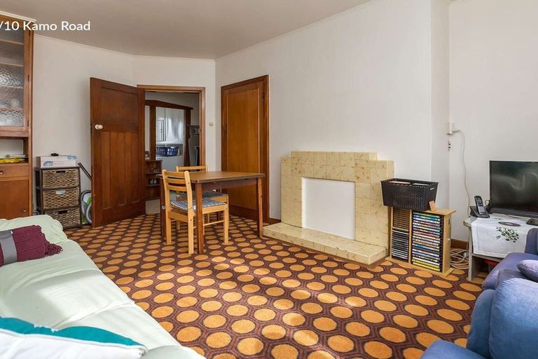 Photo of property in 10 Kamo Road, Regent, Whangarei, 0112