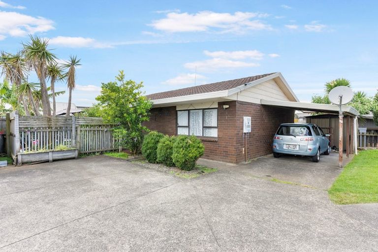 Photo of property in 9b Gatland Road, Rosehill, Papakura, 2113
