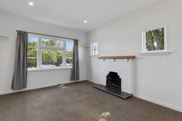 Photo of property in 63 Brois Street, Frankleigh Park, New Plymouth, 4310