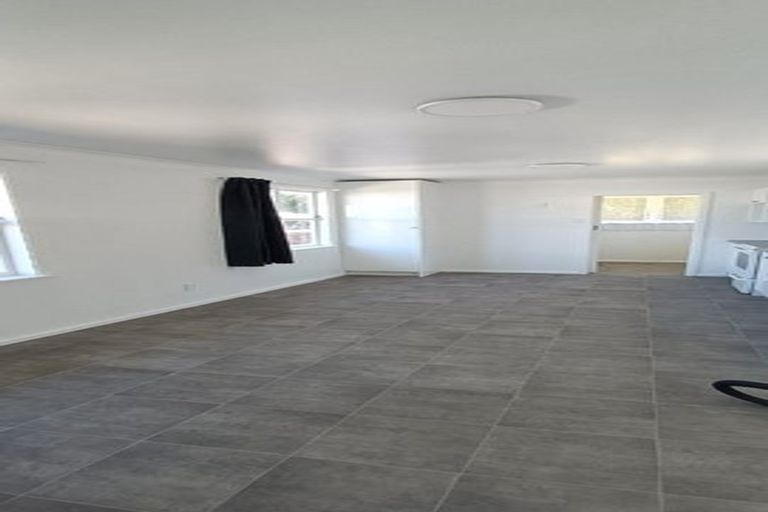 Photo of property in 65 Ohariu Road, Johnsonville, Wellington, 6037