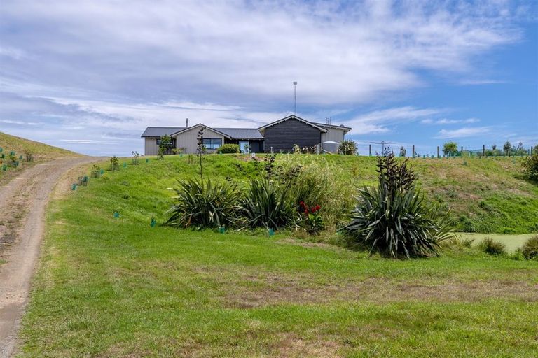 Photo of property in 161 Harakeke Road, Te Horo, Otaki, 5581