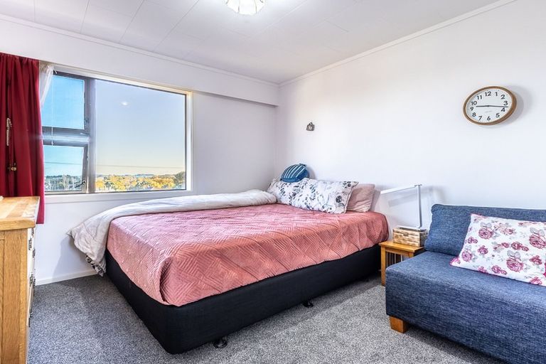 Photo of property in 39 Huia Street, Waikanae, 5036