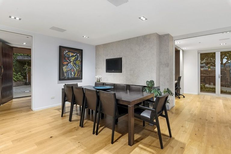 Photo of property in 25 Huntly Road, Campbells Bay, Auckland, 0630