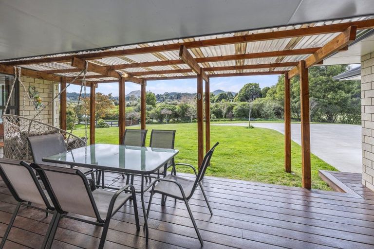 Photo of property in 16 Lacebark Drive, Kinloch, Taupo, 3377