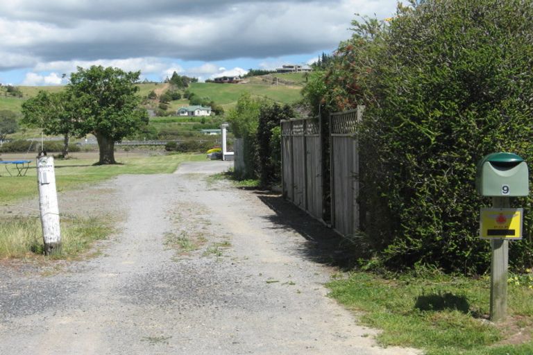 Photo of property in 9 Taipa Point Road, Taipa, 0420